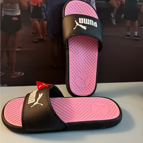 Puma slides - Picture 4 of 4